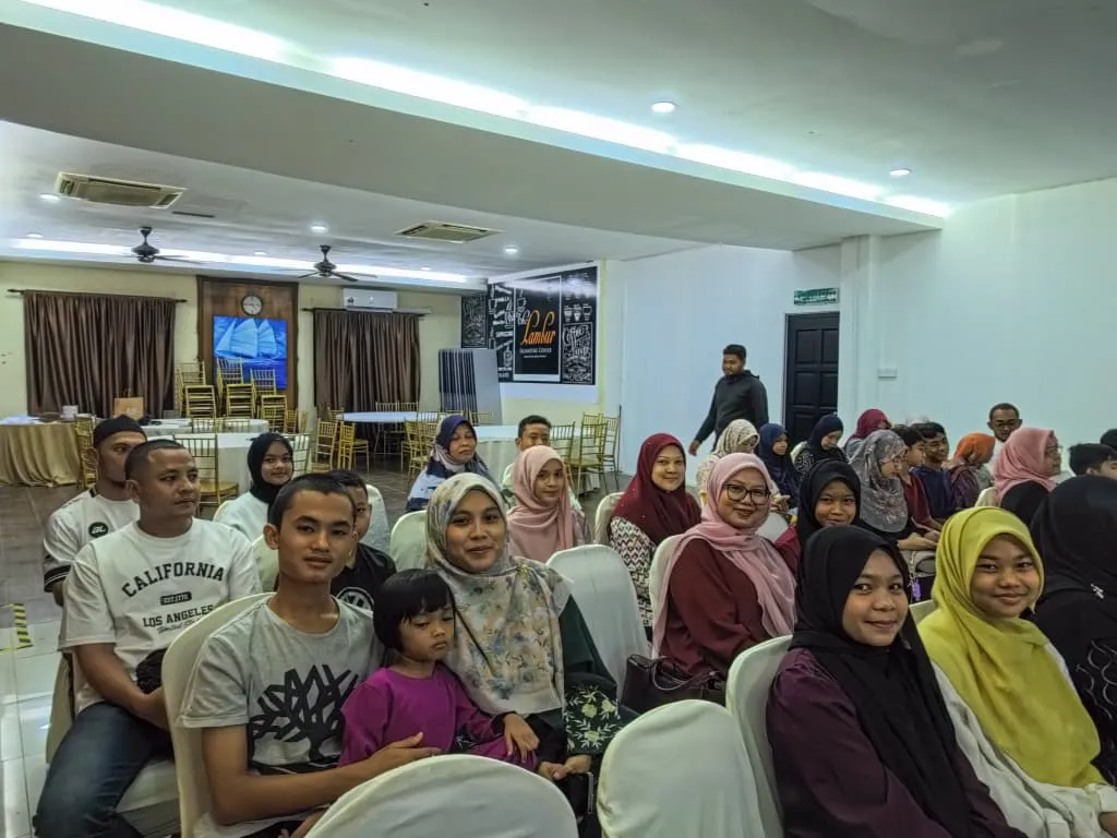 IbuBapa BijakMath bersama anak di majlis tersebut